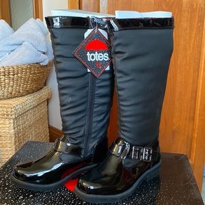 Totes style-Lauren, black winter boots
